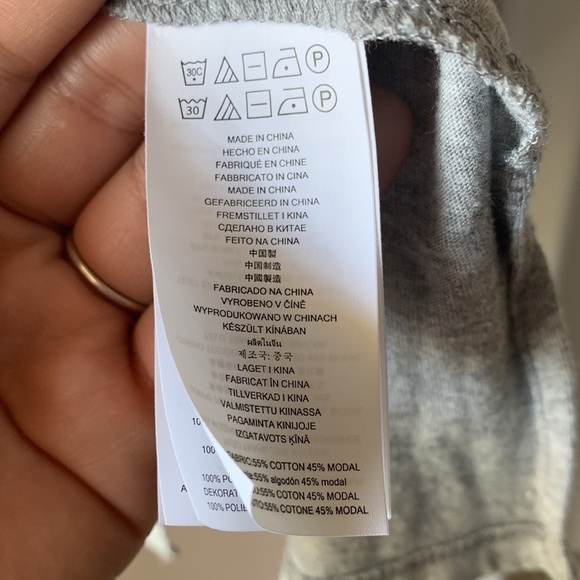 MICHAEL KORS Sequin Cold Shoulder Gray Short Sleeve Top - Picture 11 of 13